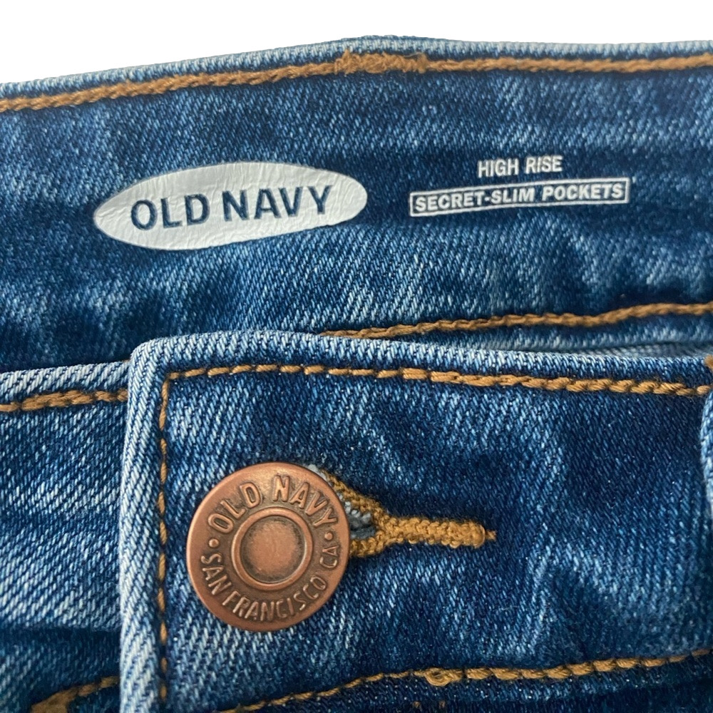 Old Navy High Rise Blue Denim Bermuda Shorts - Rolled Hem, Size 4 - Picture 3 of 9